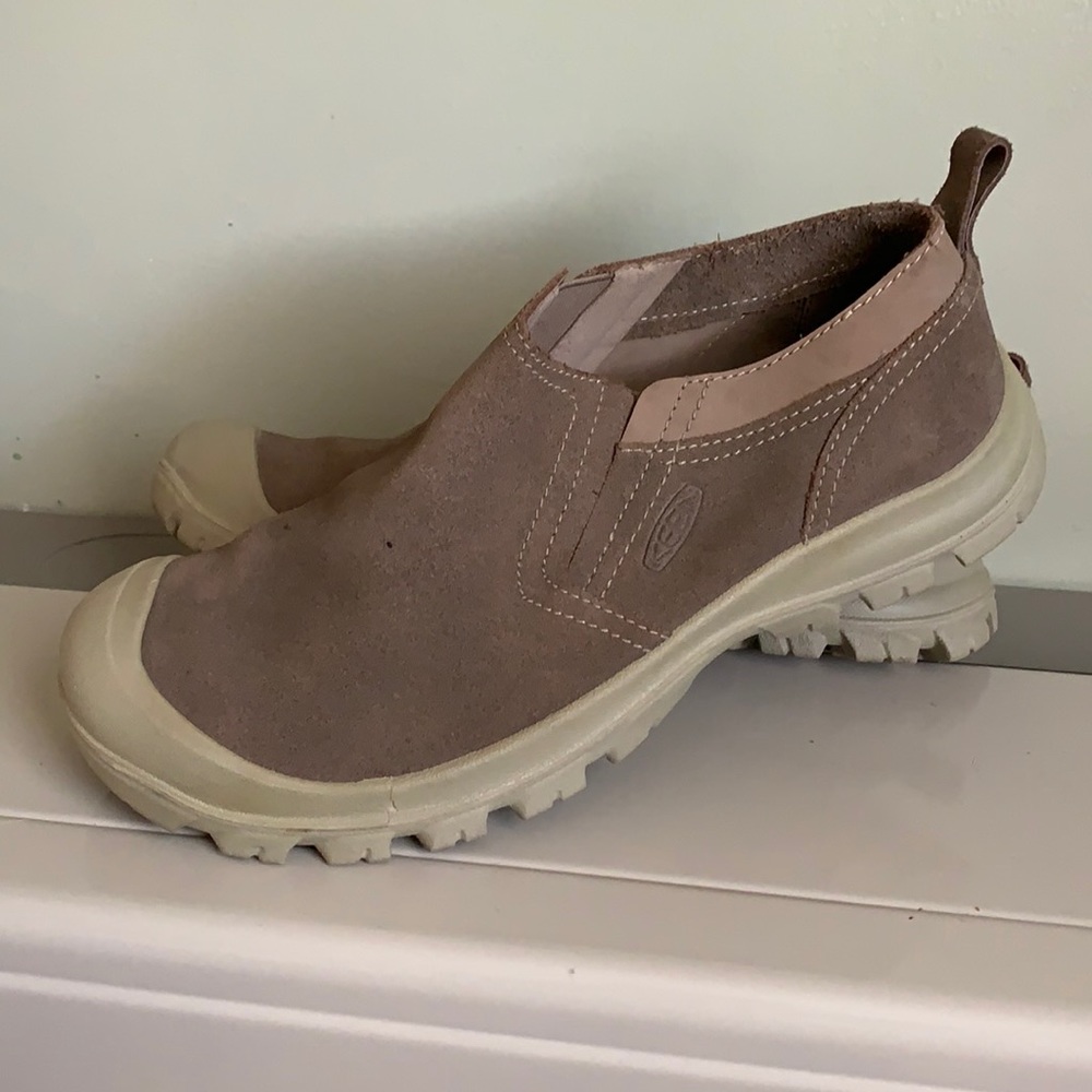 Men’s Keen Shoes. Size 11.